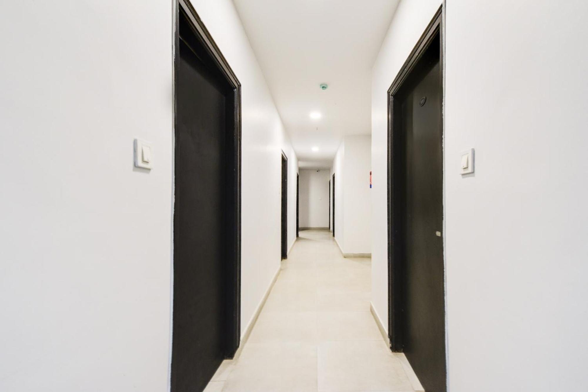 Готель Super Townhouse Alwal Road Trimulgherry Екстер'єр фото