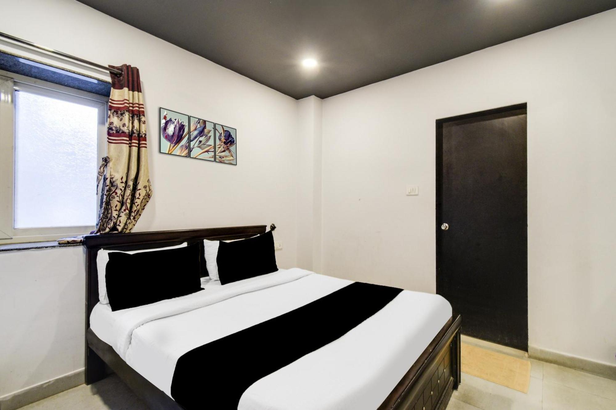 Готель Super Townhouse Alwal Road Trimulgherry Екстер'єр фото